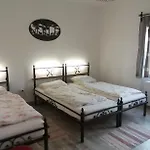 Reti Tanya Vendeghaz Kerecseny