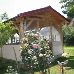 Reti Tanya Vendeghaz
