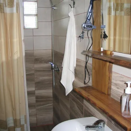 Reti Tanya Vendeghaz Kerecseny