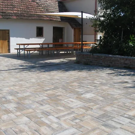 Reti Tanya Vendeghaz Guest house