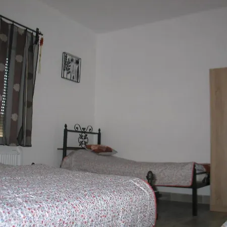 בית הארחה Reti Tanya Vendeghaz *