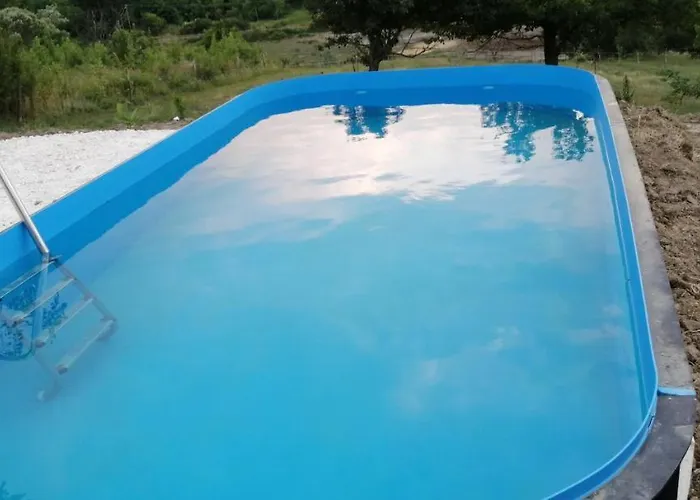 Reti Tanya Vendeghaz