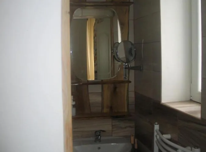 Reti Tanya Vendeghaz